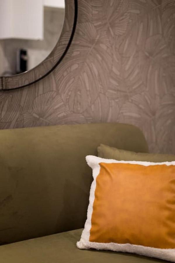 Palms Little Italy Studio With Full Bathroom By Denstays Montréal Exterior foto