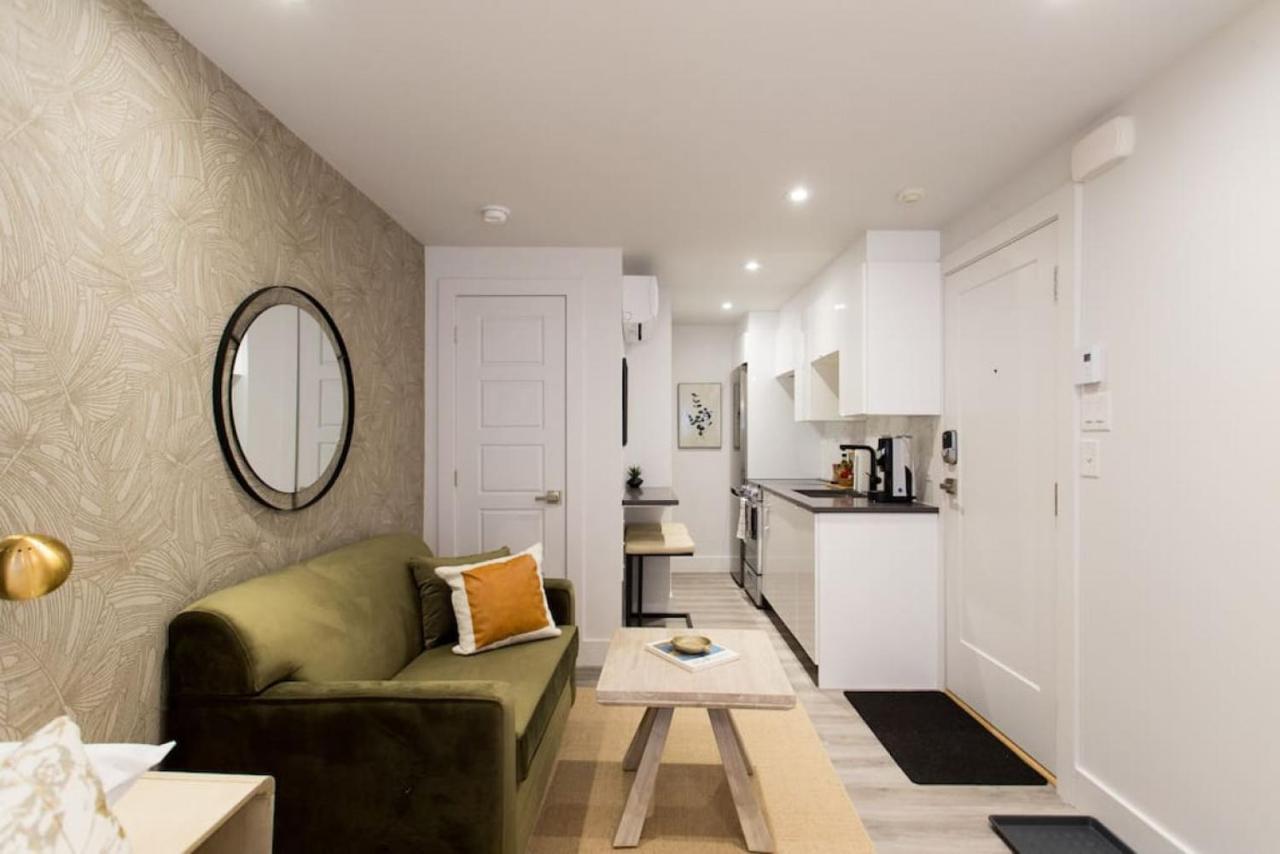 Palms Little Italy Studio With Full Bathroom By Denstays Montréal Exterior foto