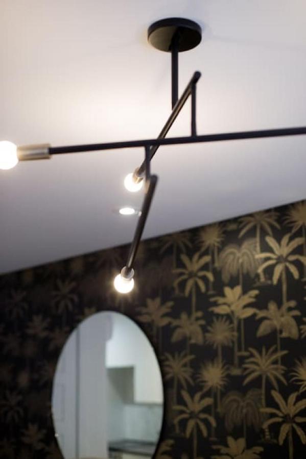 Palms Little Italy Studio With Full Bathroom By Denstays Montréal Exterior foto